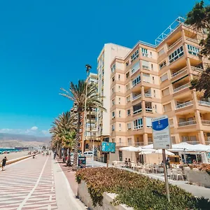 https://expoholidays-primera-linea-de-playa-palmeral.es-andalucia.com
